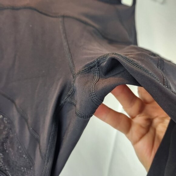 Lululemon Wunder Under High-Rise Tight Lace 25  size 2 in EUC - Picture 9 of 13